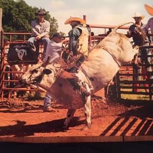 Meet your Posher, Kallyn